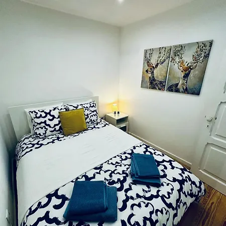 Charming In Alfama Lisbona