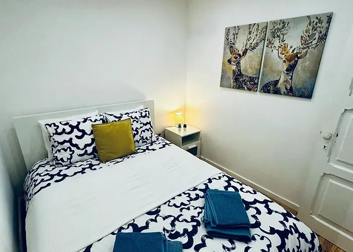 Charming In Alfama Лиссабон